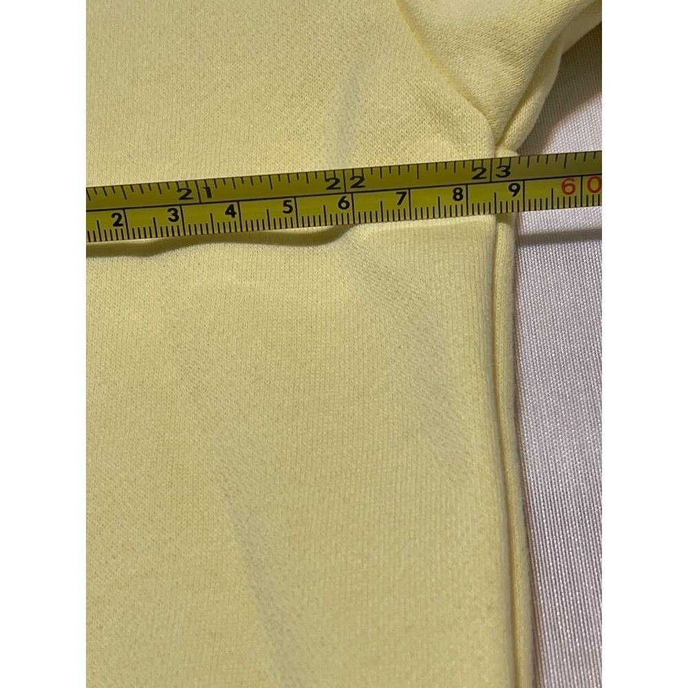 Wilo Wellness XS Sweatshirt & Shorts Activewear Set In Yellow &‎ Light Blue - Picture 5 of 15
